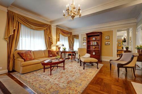 Hotel Elys�e