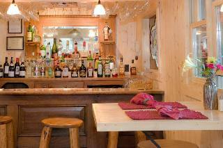 Elk Mountain Lodge