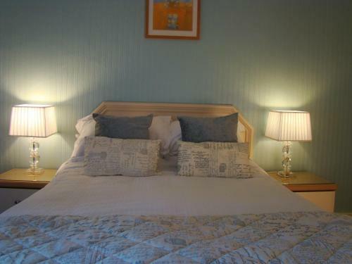 Hostal Pine Lodge
