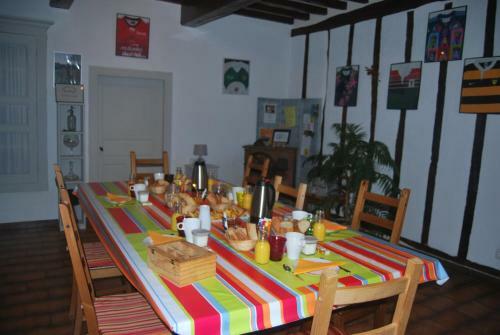 Hostal Chambre D'h�tes La Prade