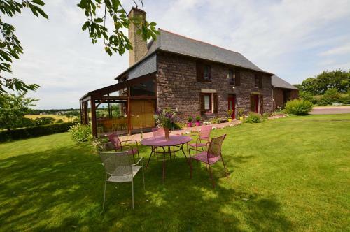 Bed & Breakfast Chambres D'h�tes La Fontaine Garel