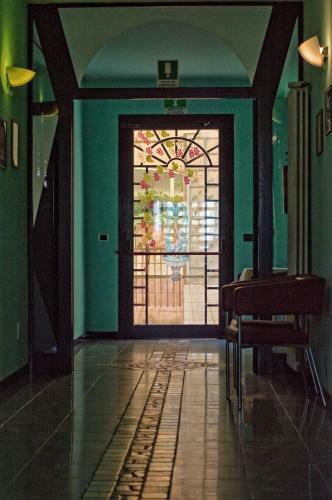 Amba Hotel