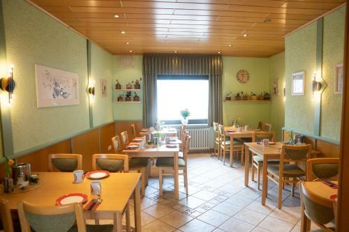 Hostal Mittelrhein Pension