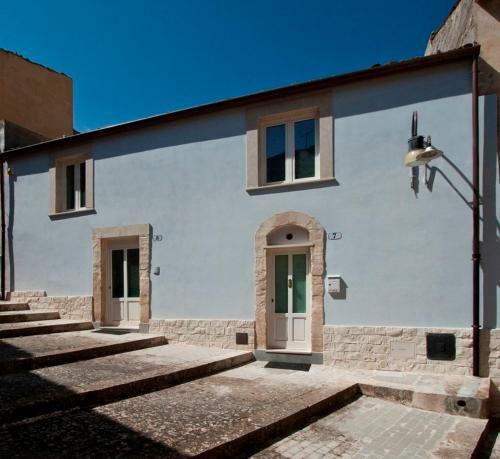 Hostal Sunbeam House