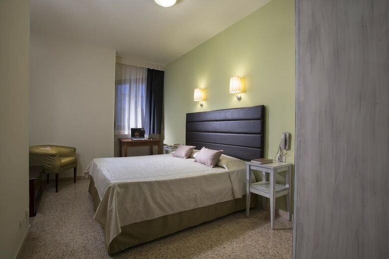 Hotel Alma Domus