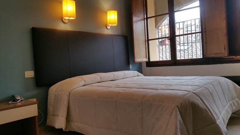 Hotel Alma Domus