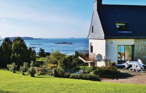 Holiday Home A Rue De Port L'epine