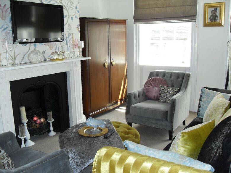 Jessop House - Bed & Breakfast