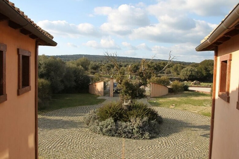 Hostal Castellinaria