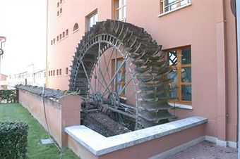 Pilgrim's Hotel