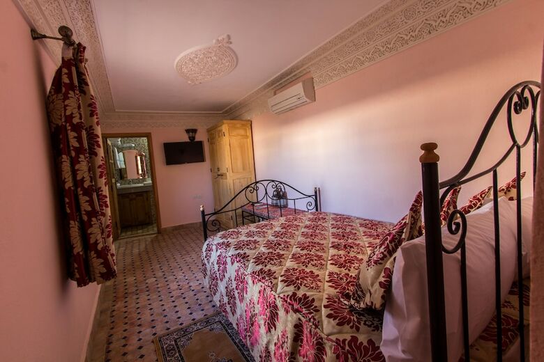 Hostal Riad Taryana