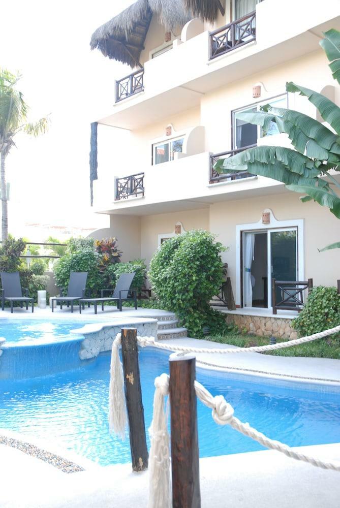 Hotel Riviera Del Sol