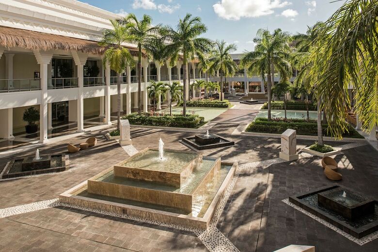 Hotel Grand Sunset Princess