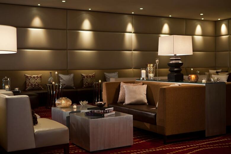 Renaissance Newark Airport Hotel