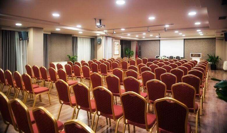 Mondial Hotel
