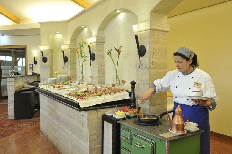 Rogner Hotel Tirana