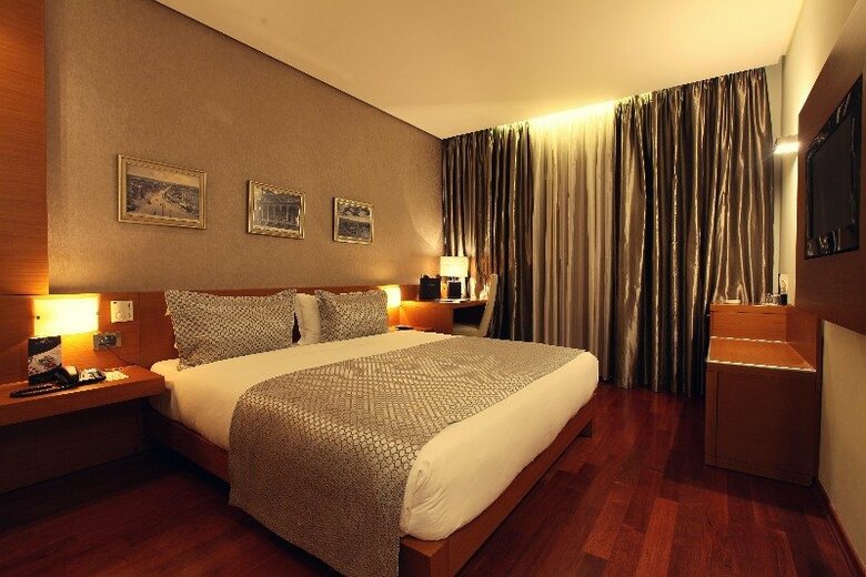 Hotel Tirana International