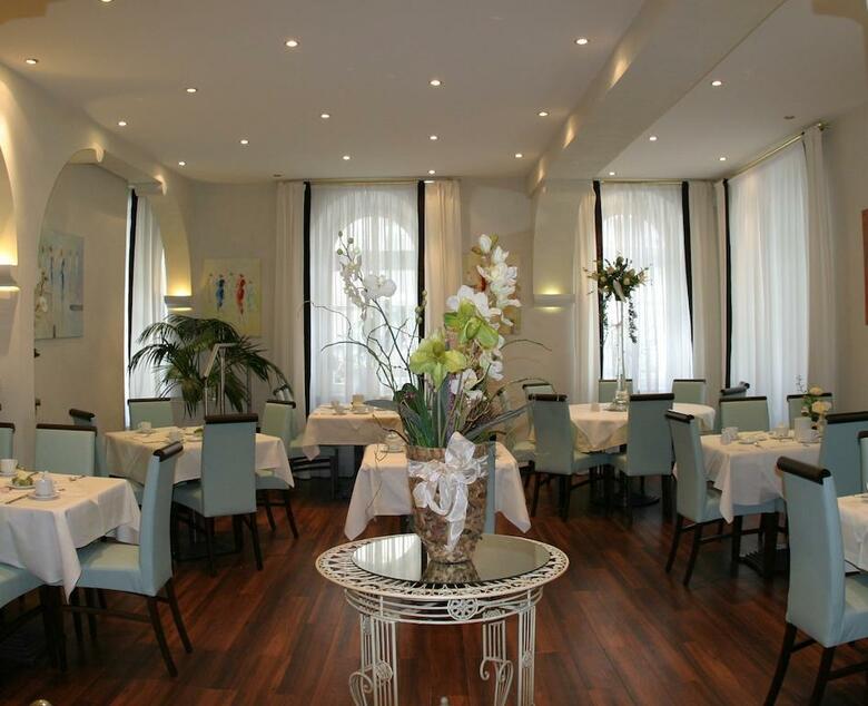 Hotel Merkur