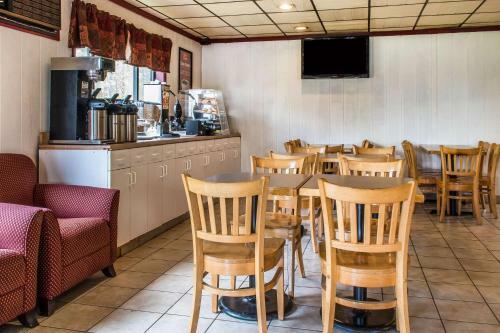 Motel Econo Lodge Inn & Suites White Haven