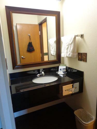 Americinn Hotel And Suites - Grand Forks