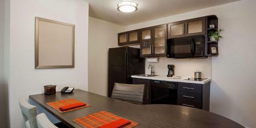 Hotel Candlewood Suites Chicago/naperville