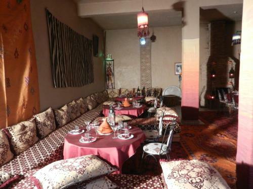 Posada Auberge Kasbah La Rose De Sable