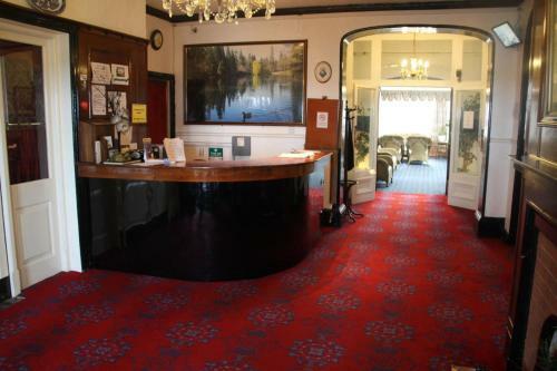 Royal Hotel