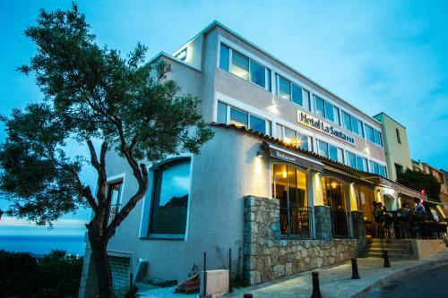 Hotel La Santa