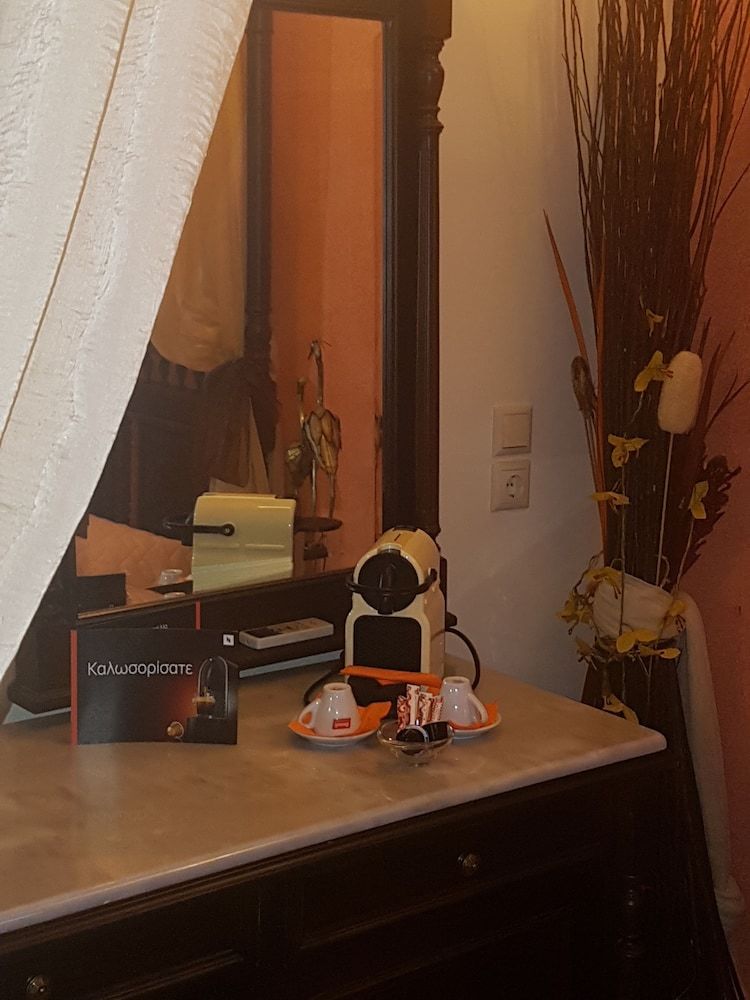 Hostal Epavlis Boutique