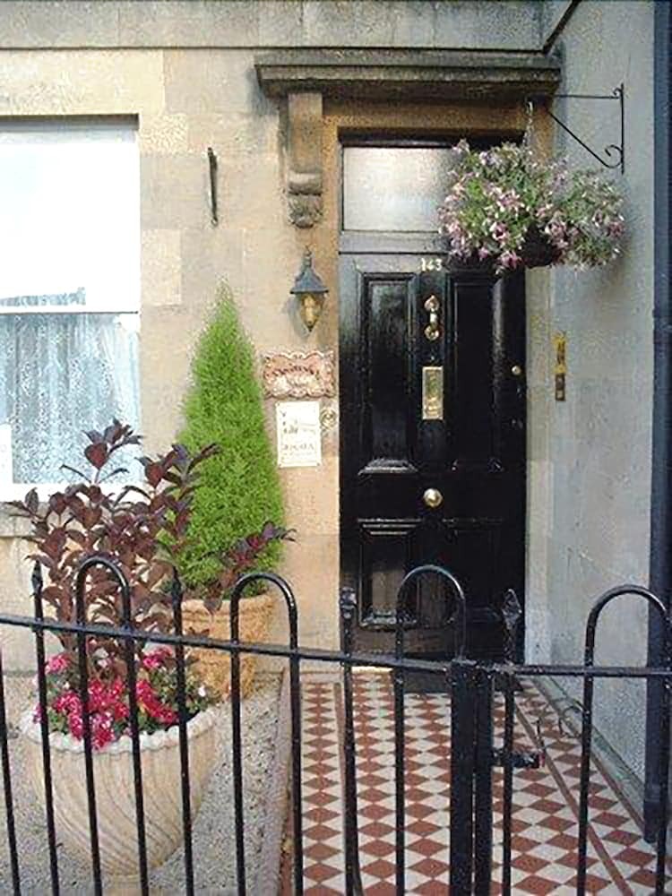 Hostal Devonshire House