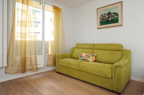 Apartamentos Blue Lagon Five Stars Holiday House