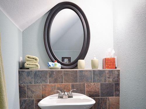 Bed & Breakfast Iron Horse Inn