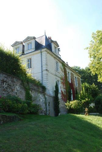 Le Pavillon De La Lanterne