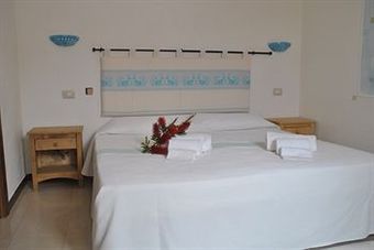 Hotel Village Fior Di Sardegna