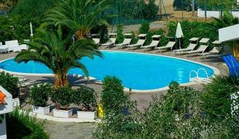 Hotel Village Fior Di Sardegna