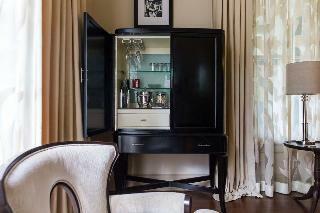 Stonehurst Place Bed & Breakfast