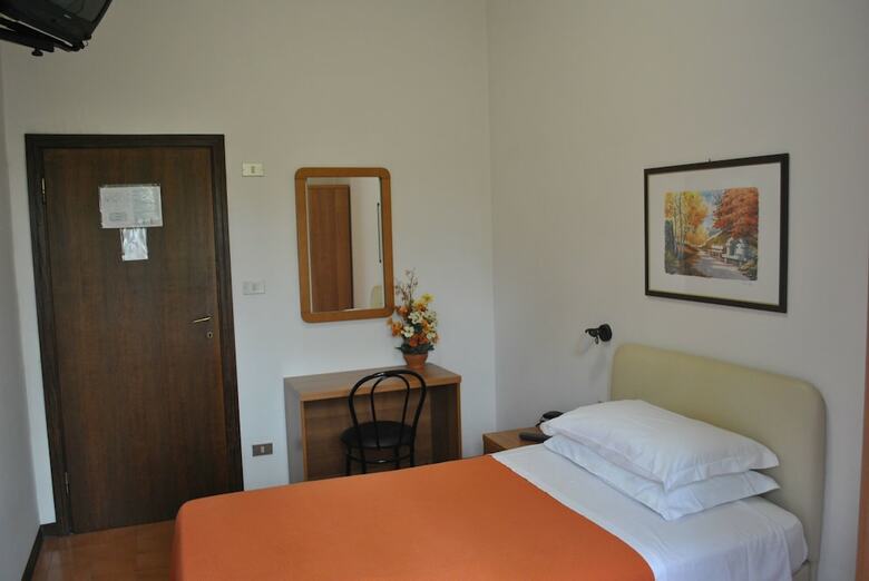 Hotel Albergo "da Mario"