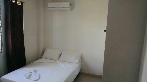 Laurel Plaza Hotel