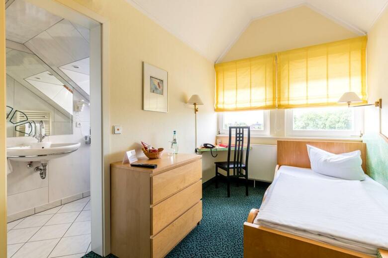 Hotel Azimut Dresden