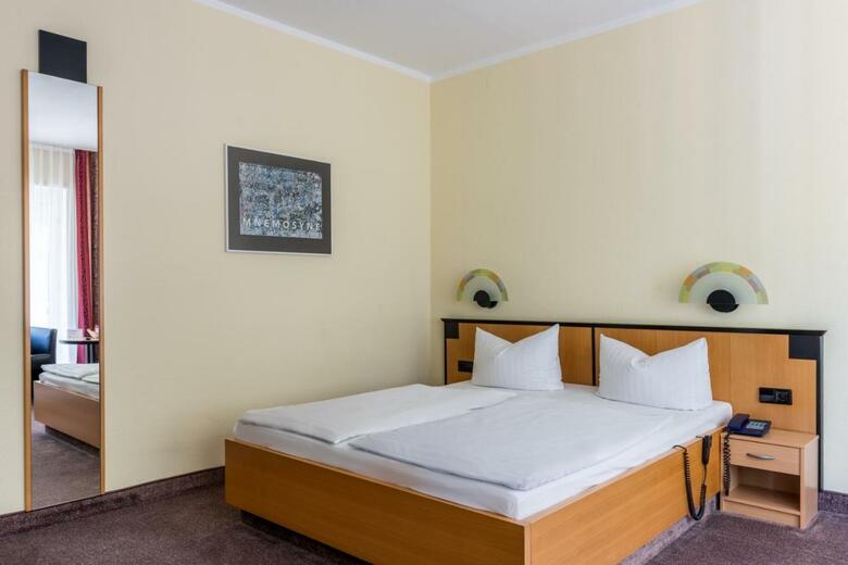 Hotel Azimut Dresden