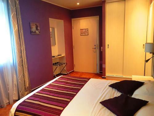 Irin Hotel
