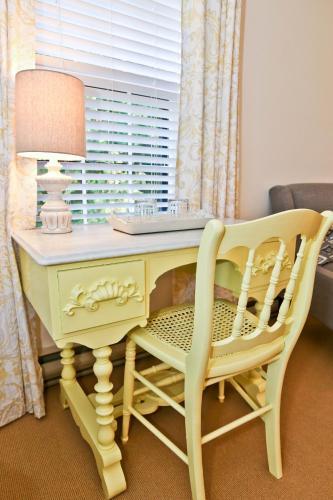 Yellow House Bed And Breakfast