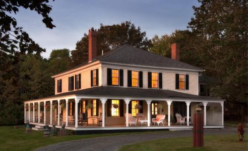 Yellow House Bed And Breakfast