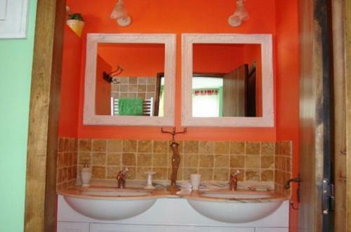 Bed & Breakfast Chambres D'h�tes Aux Portes De Br�hat