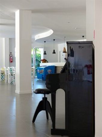 Meet Garda Lake Hostel
