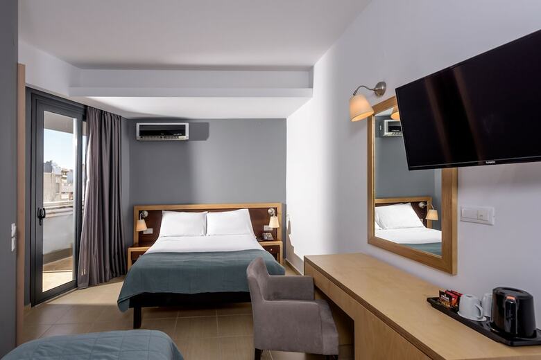 Iraklion Hotel