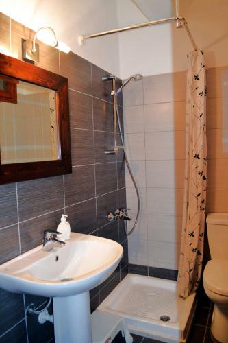 Hostal Aiolos House