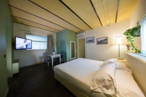 Hostal La Boheme Chambres
