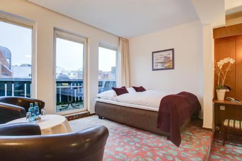 Hotel Consul