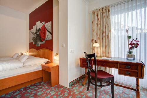 Hotel Consul